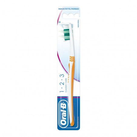 Procter & Gamble Oralb 123 Classic Care Spazzolino Manuale